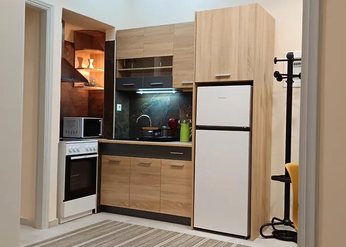 στο κέντρο της θήβας